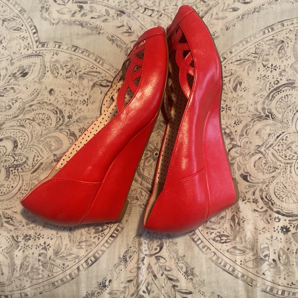 BAIT Red wedges - Picture 3 of 4